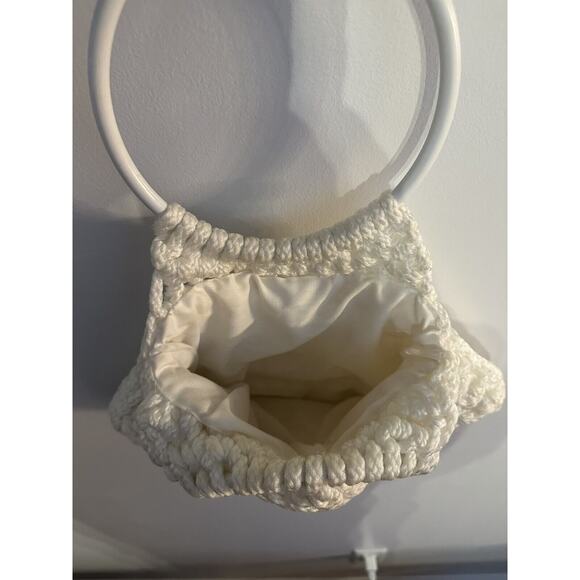 Crochet Purse Bag Plastic Handles Ivory Knit Handmade Vintage Boho Festival - Picture 3 of 6